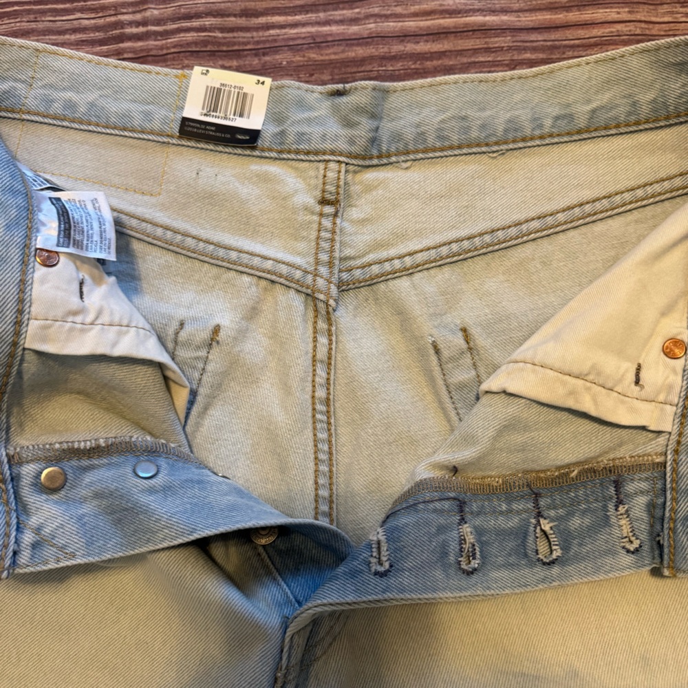 Levi Strauss & Co